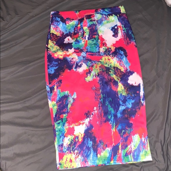 007 Dresses & Skirts - Vibrant pencil skirt